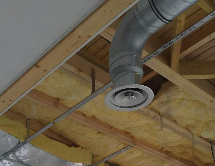 Isolation laine minérale plafond Romainville