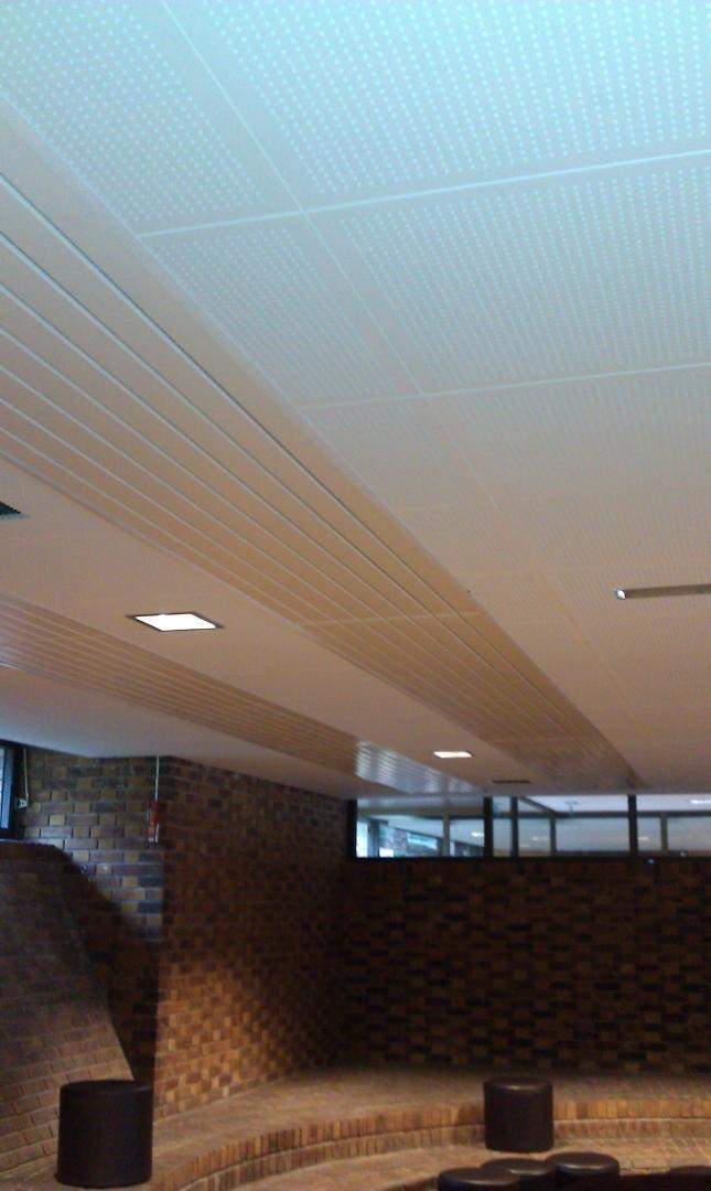 Plafond suspendu design Romainville